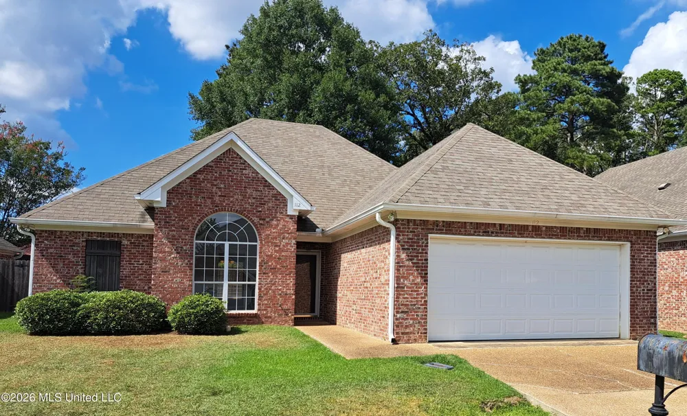 112 River Ridge Court Pearl, MS 39208