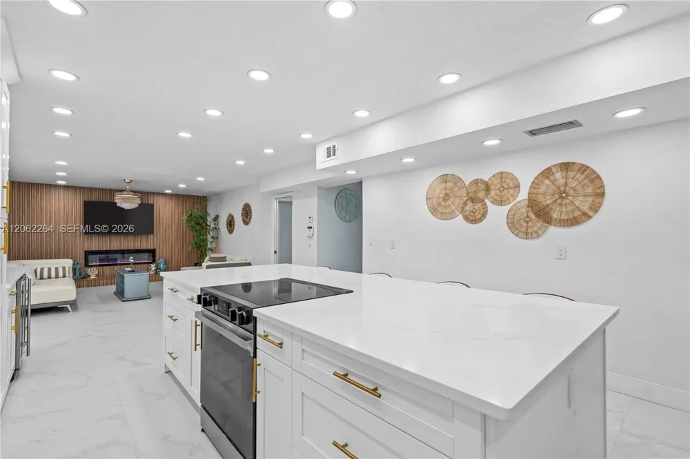 107 Causeway Boulevard Other City - In The State Of Florida, FL 33786