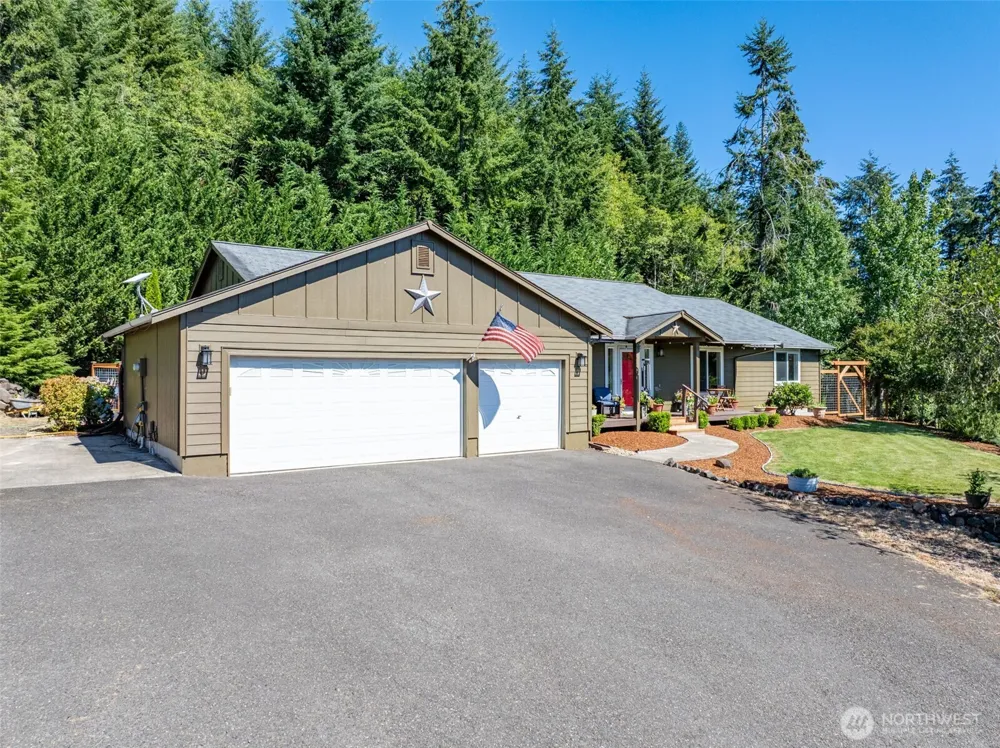 526 Haywire Road Winlock, WA 98596