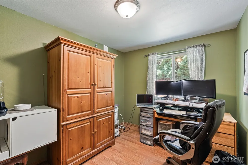 526 Haywire Road Winlock, WA 98596