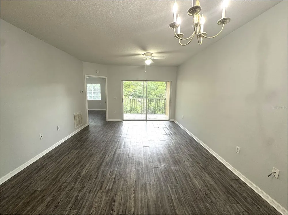 9621 LAKEDALE WAY #202 Riverview, FL 33578