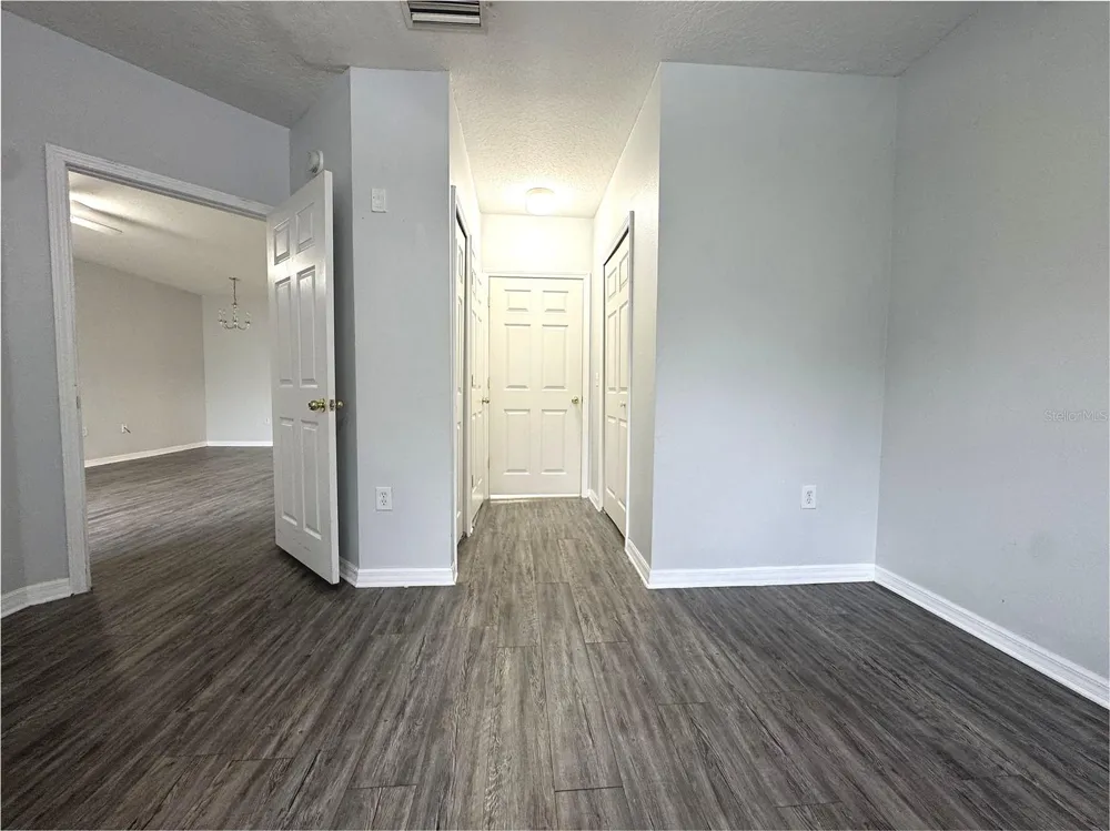 9621 LAKEDALE WAY #202 Riverview, FL 33578