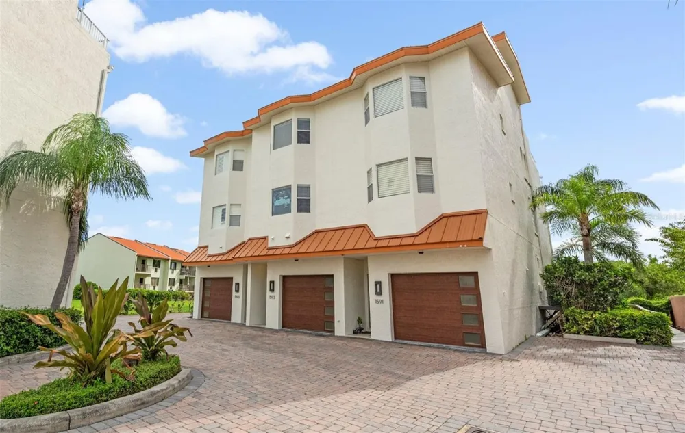 1593 PINELLAS BAYWAY S Tierra Verde, FL 33715