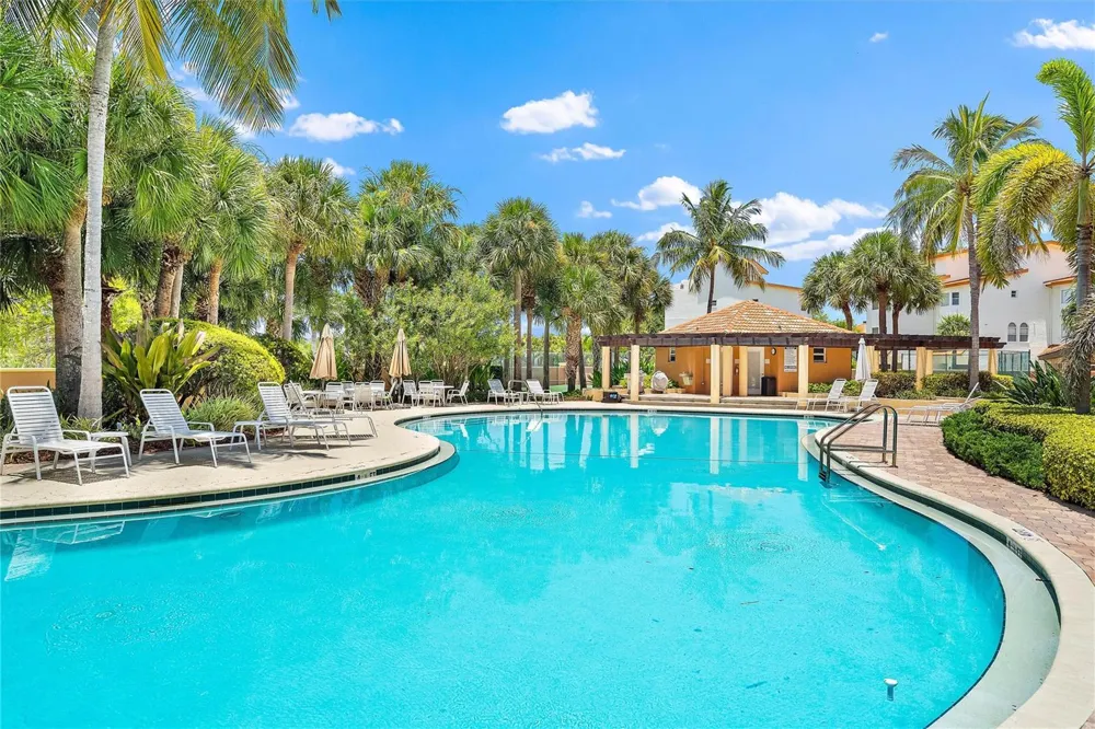 1593 PINELLAS BAYWAY S Tierra Verde, FL 33715
