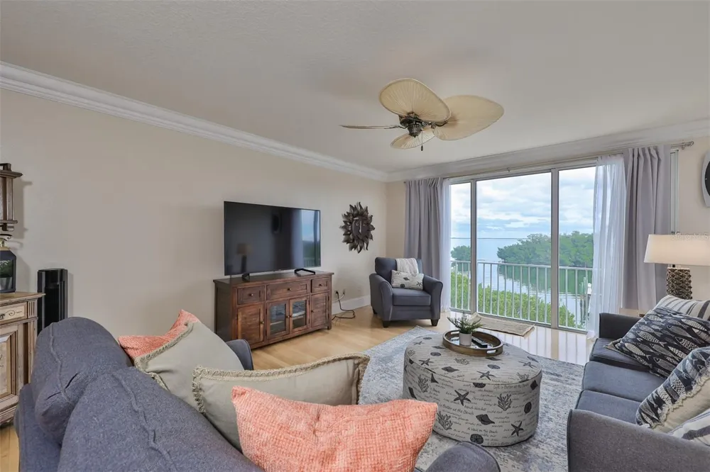 1593 PINELLAS BAYWAY S Tierra Verde, FL 33715