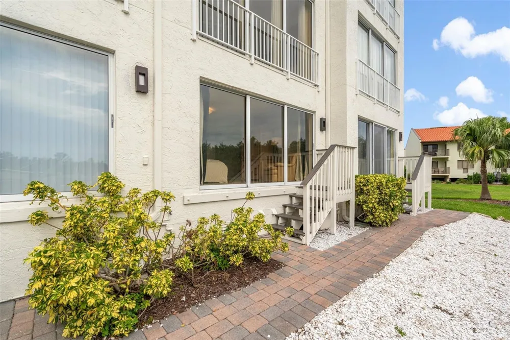 1593 PINELLAS BAYWAY S Tierra Verde, FL 33715