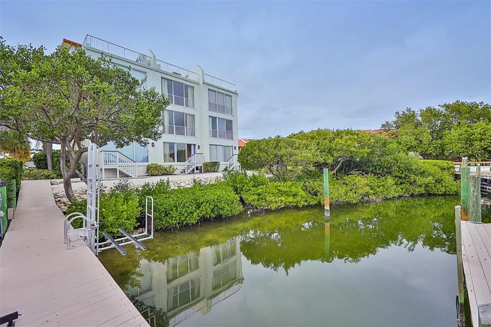 1593 PINELLAS BAYWAY S Tierra Verde, FL 33715