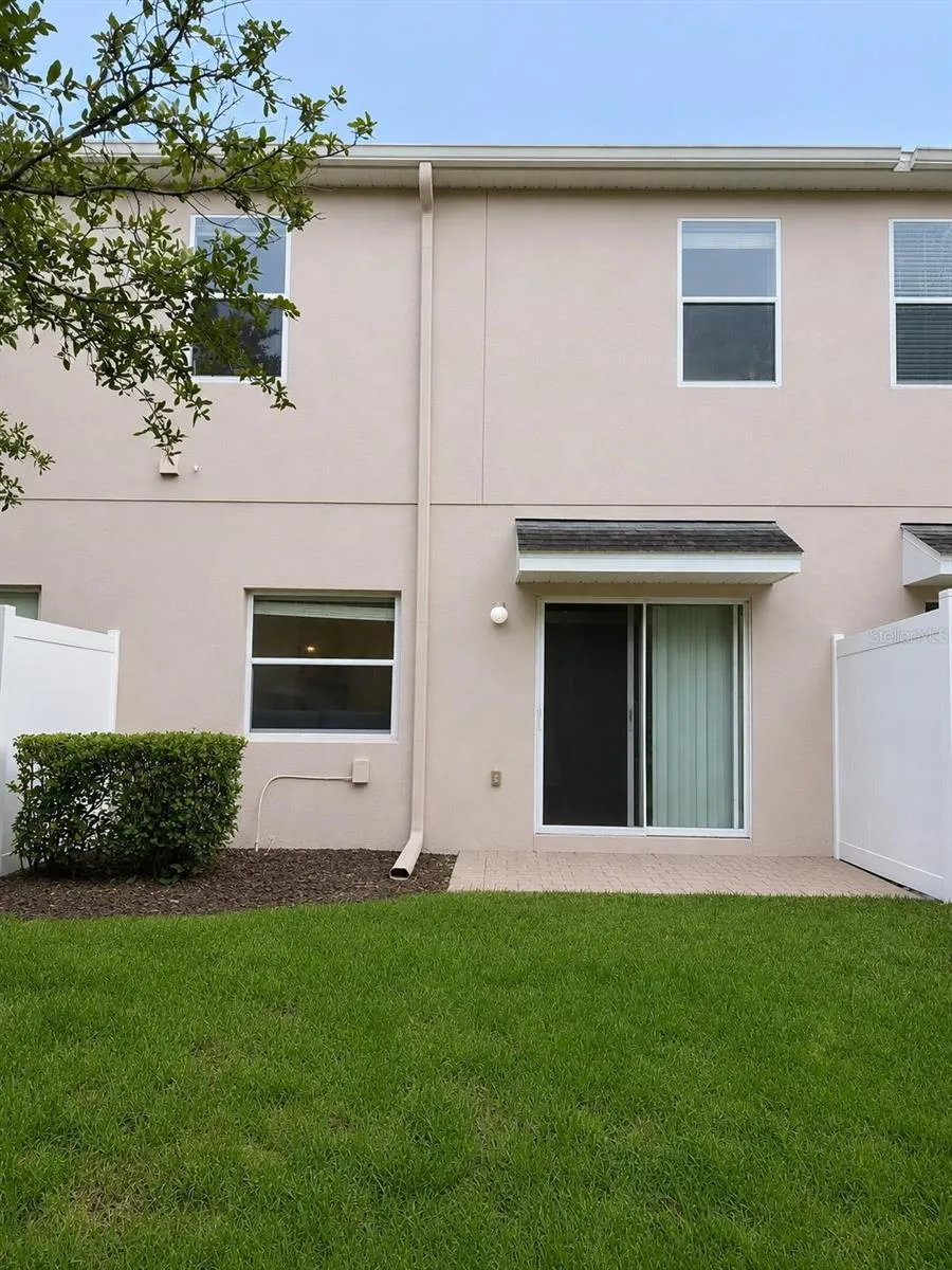 910 SPRING HARVEST COURT Orlando, FL 32828