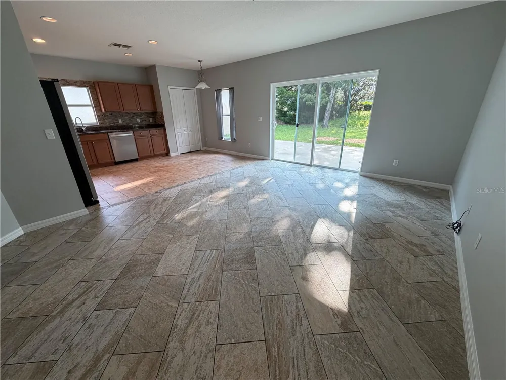115 GLADESDOWN COURT Deland, FL 32724