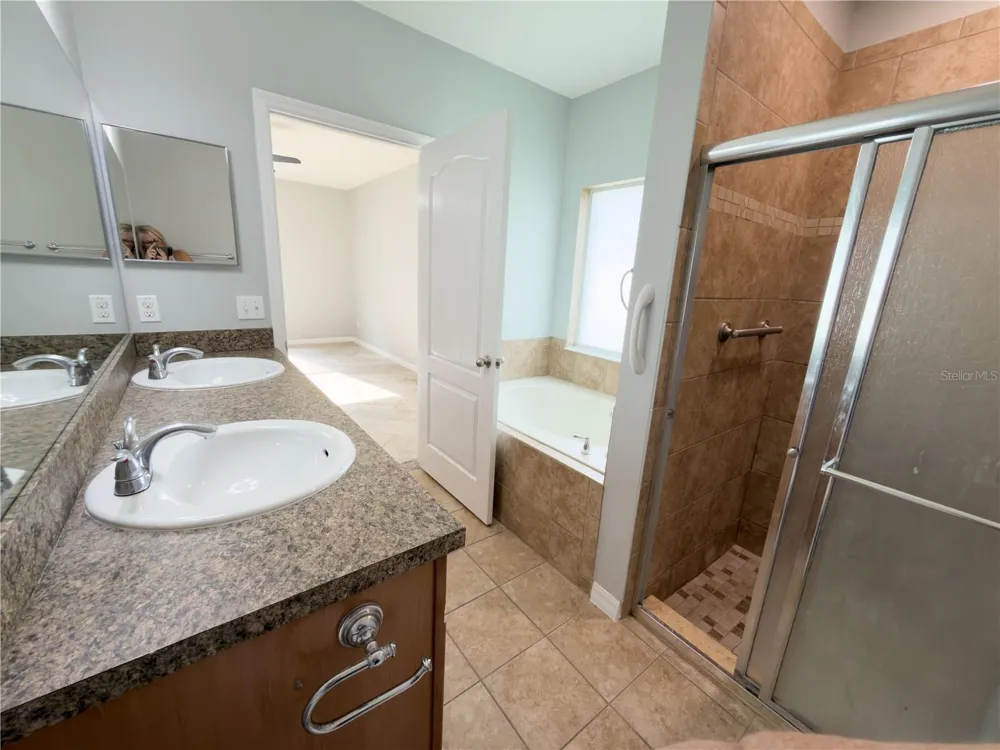 115 GLADESDOWN COURT Deland, FL 32724