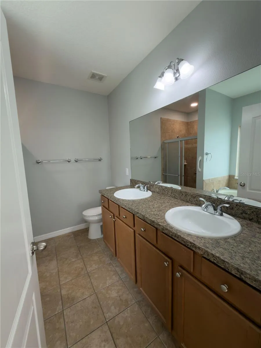 115 GLADESDOWN COURT Deland, FL 32724
