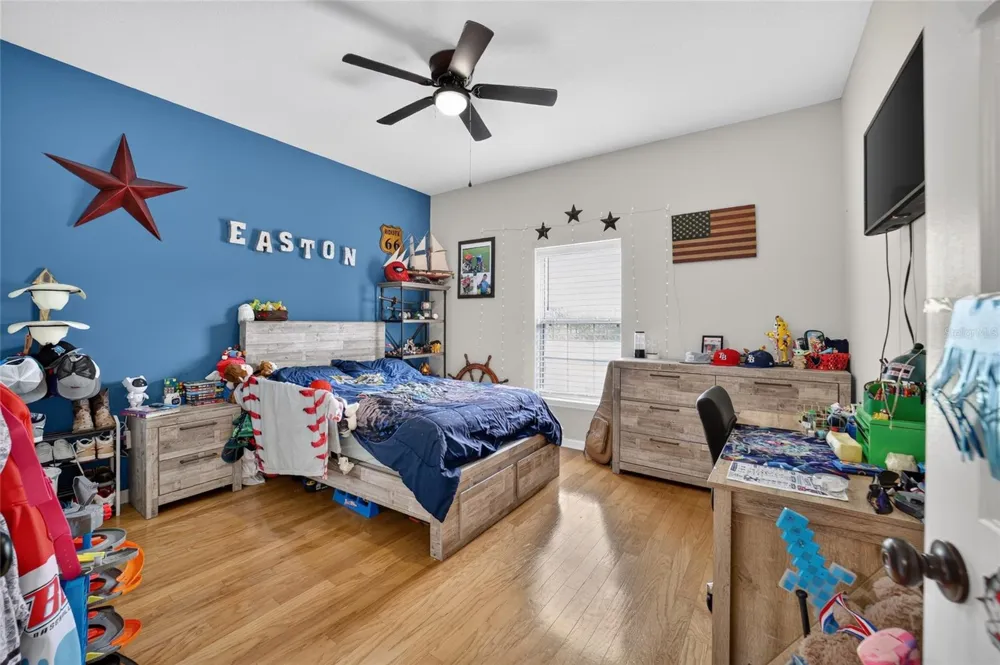 6351 SE 140 AVENUE Morriston, FL 32668