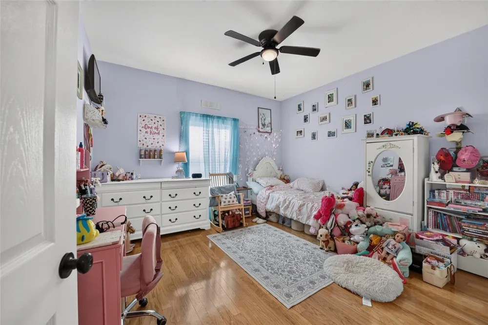 6351 SE 140 AVENUE Morriston, FL 32668
