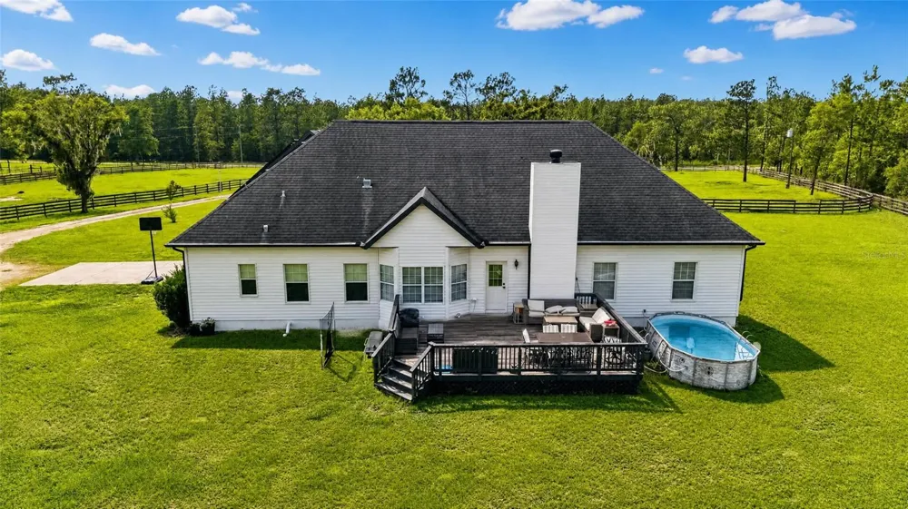 6351 SE 140 AVENUE Morriston, FL 32668