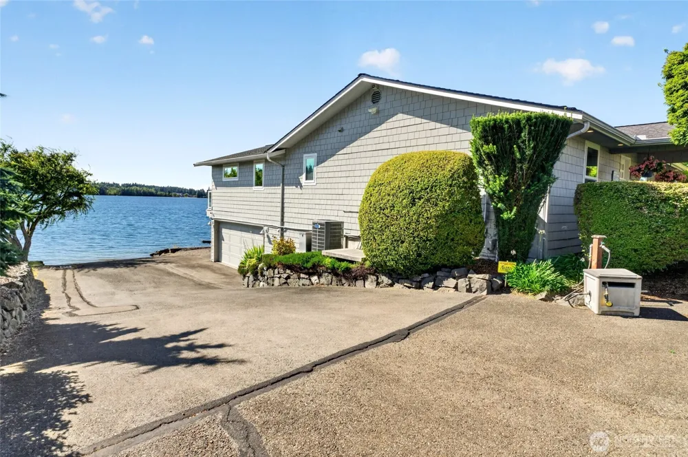 4903 197th Avenue East Lake Tapps, WA 98391