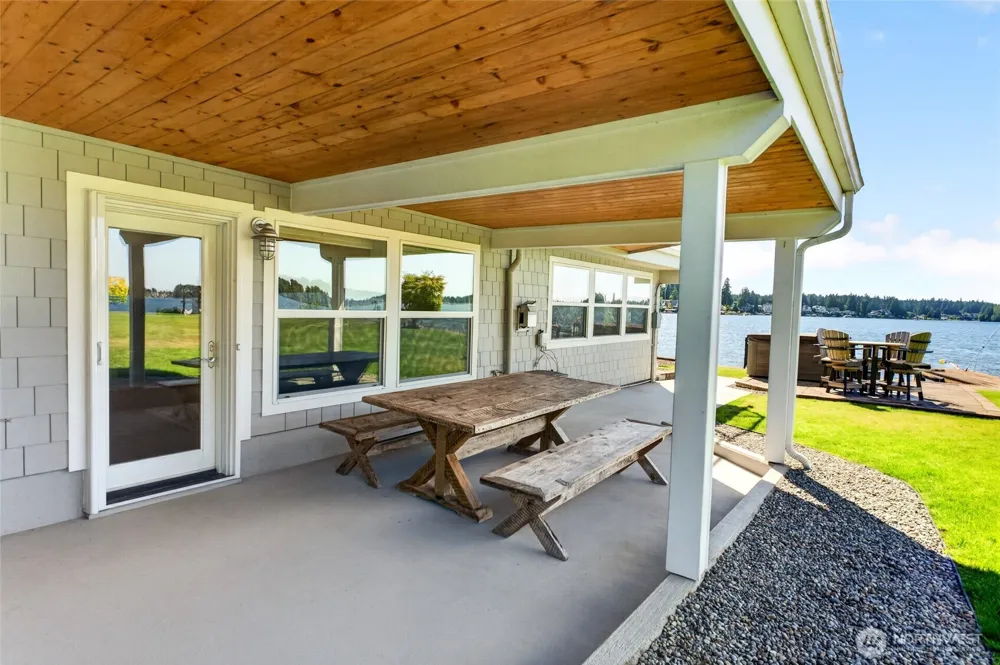 4903 197th Avenue East Lake Tapps, WA 98391