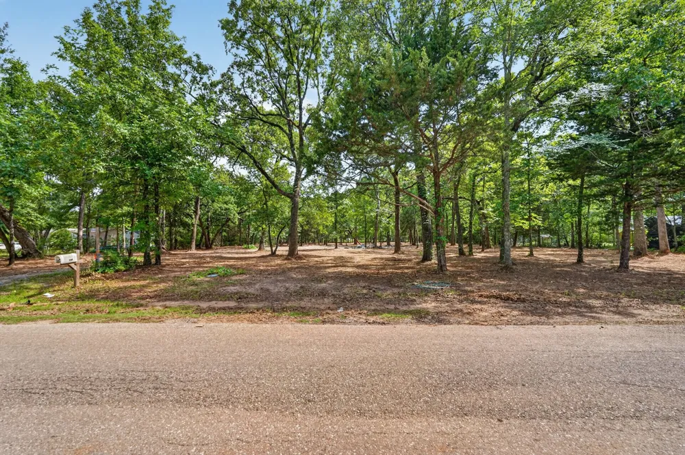 611 vz county rd 2426 Canton, TX 17103