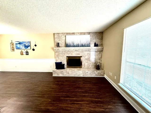 6513 Westridge Drive Watauga, TX 76148