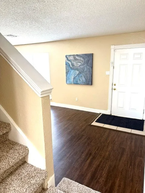 6513 Westridge Drive Watauga, TX 76148