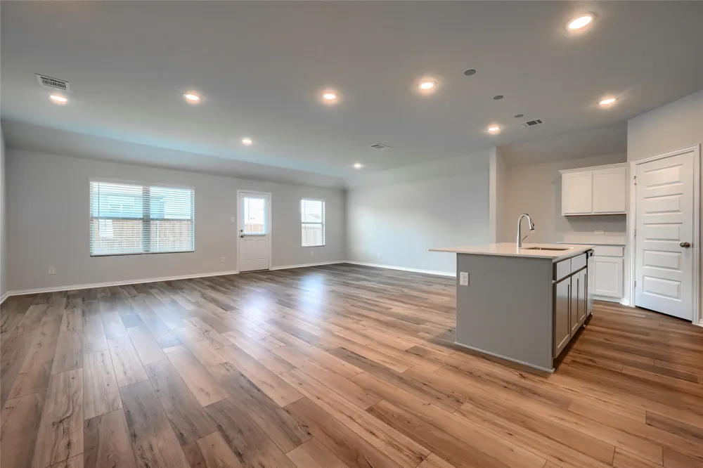 513 BROOK VIEW DRIVE Van Alstyne, TX 75495