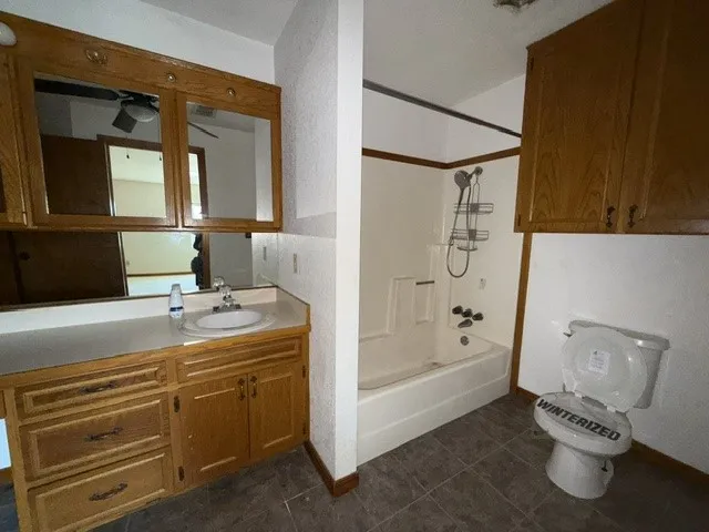 311 Shore Loop Bellevue, TX 76228