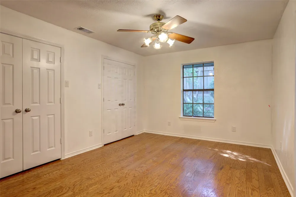 2918 Apple Valley Drive Garland, TX 75043