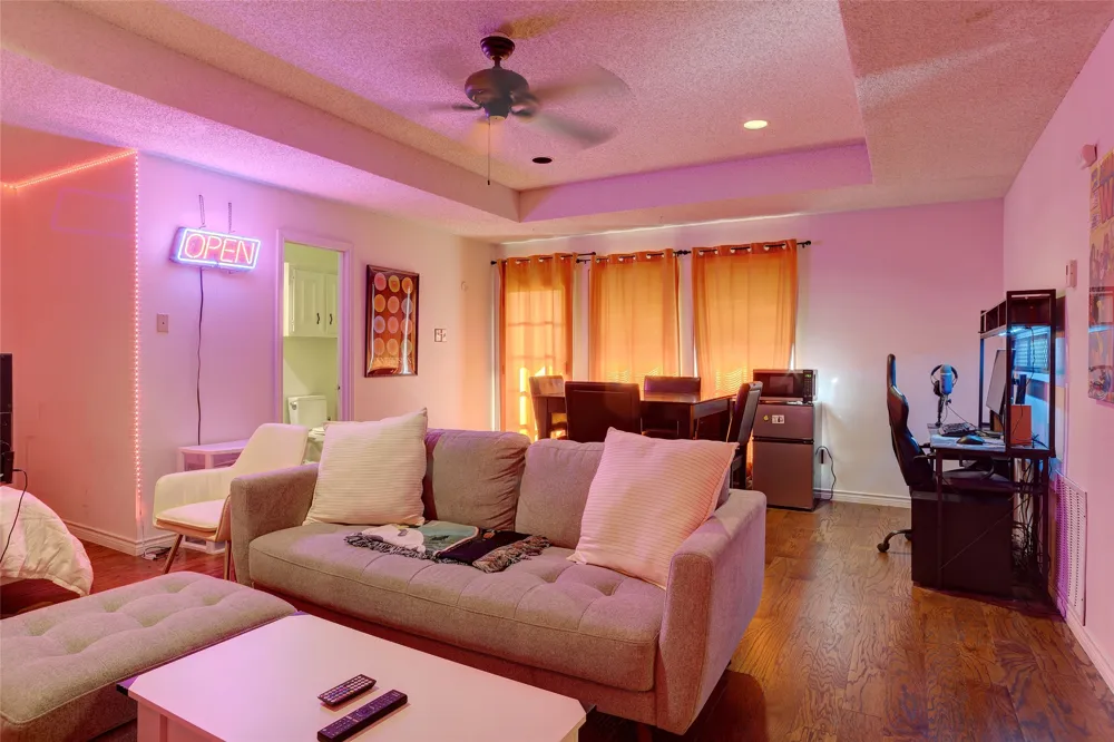 2918 Apple Valley Drive Garland, TX 75043