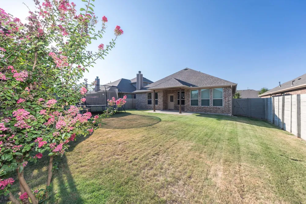 1825 Quail Lane Argyle, TX 76226