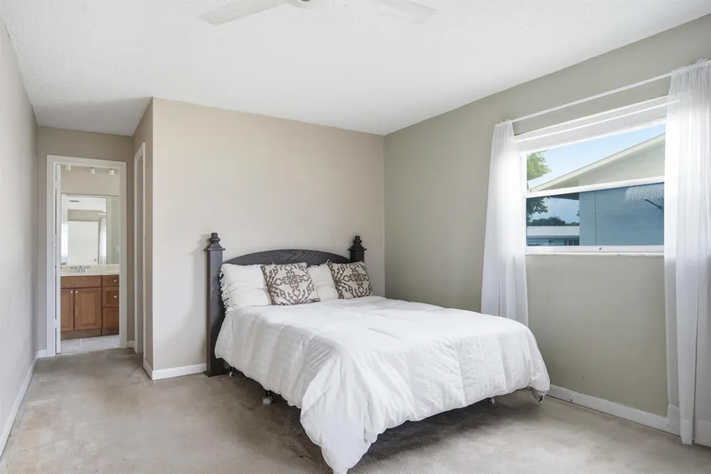 8212 NW 12th Court Plantation, FL 33322