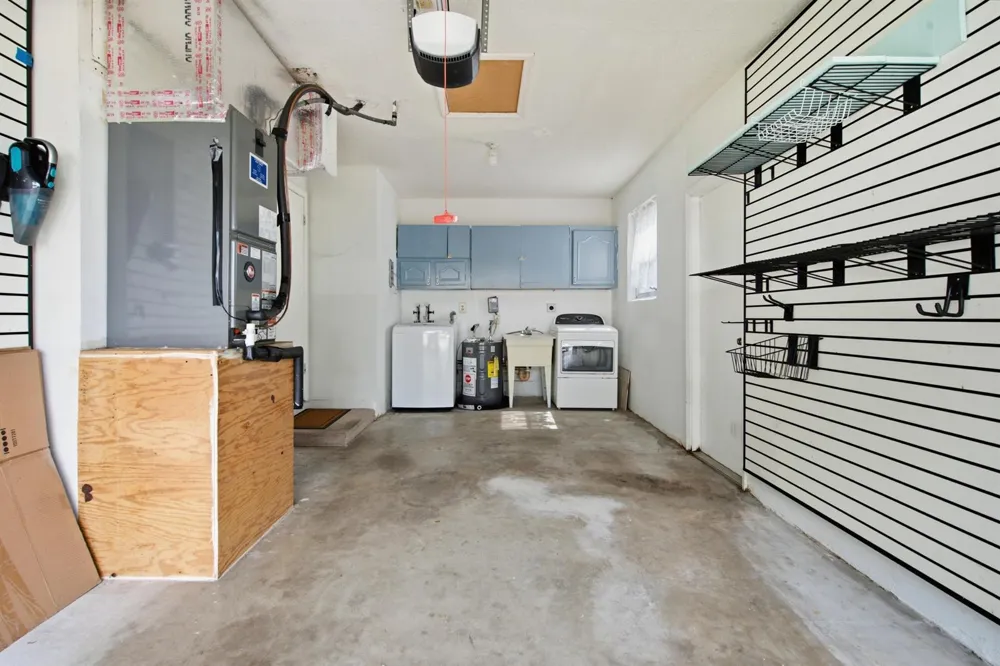 8212 NW 12th Court Plantation, FL 33322