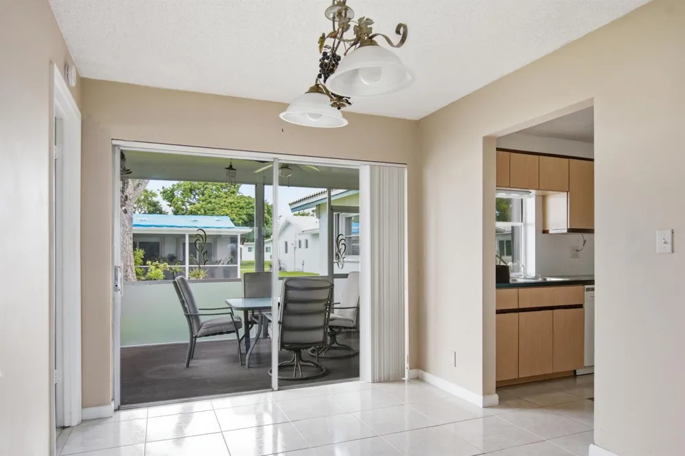 8212 NW 12th Court Plantation, FL 33322
