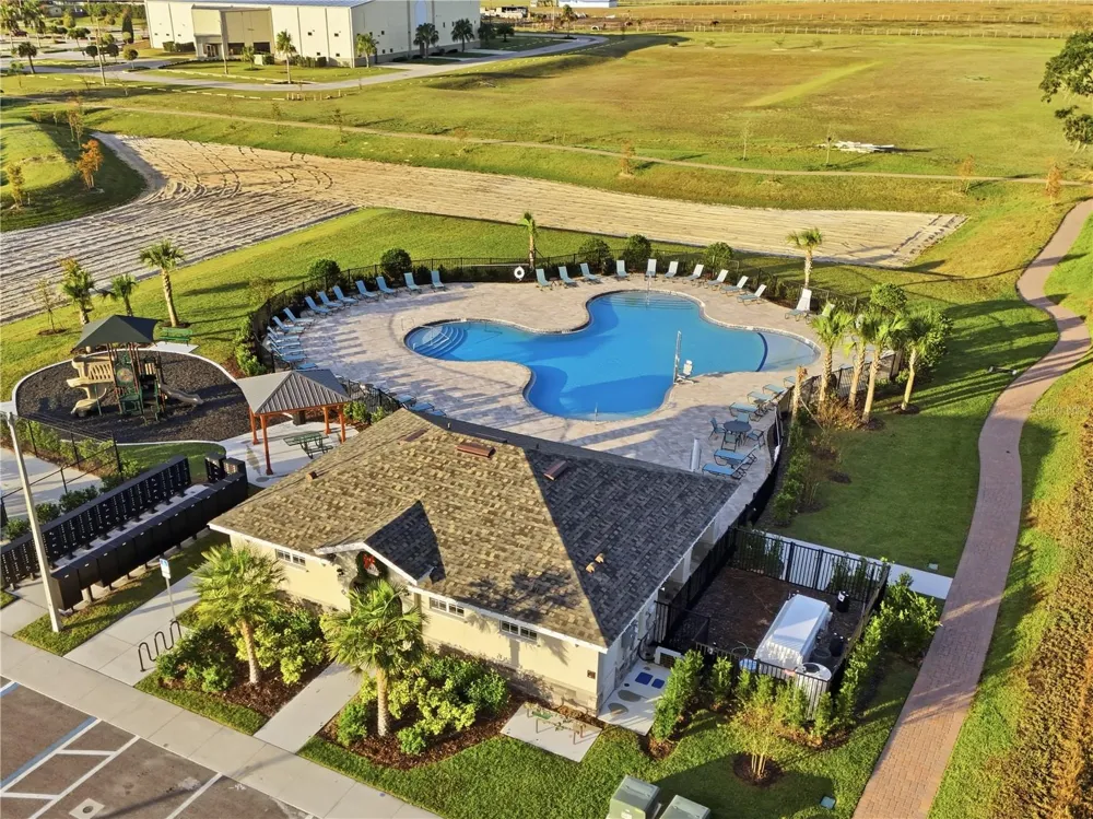 4223 HILLOCK BOULEVARD Haines City, FL 33844