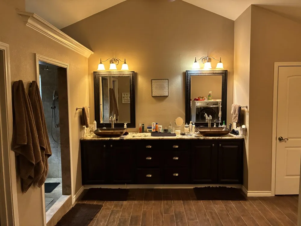 1052 Briar Crest Drive New Ulm, TX 78950
