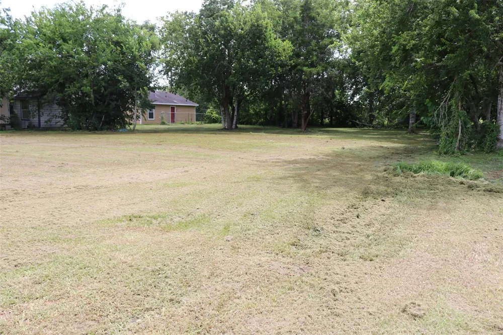 2805 Avenue C Bay City, TX 77414