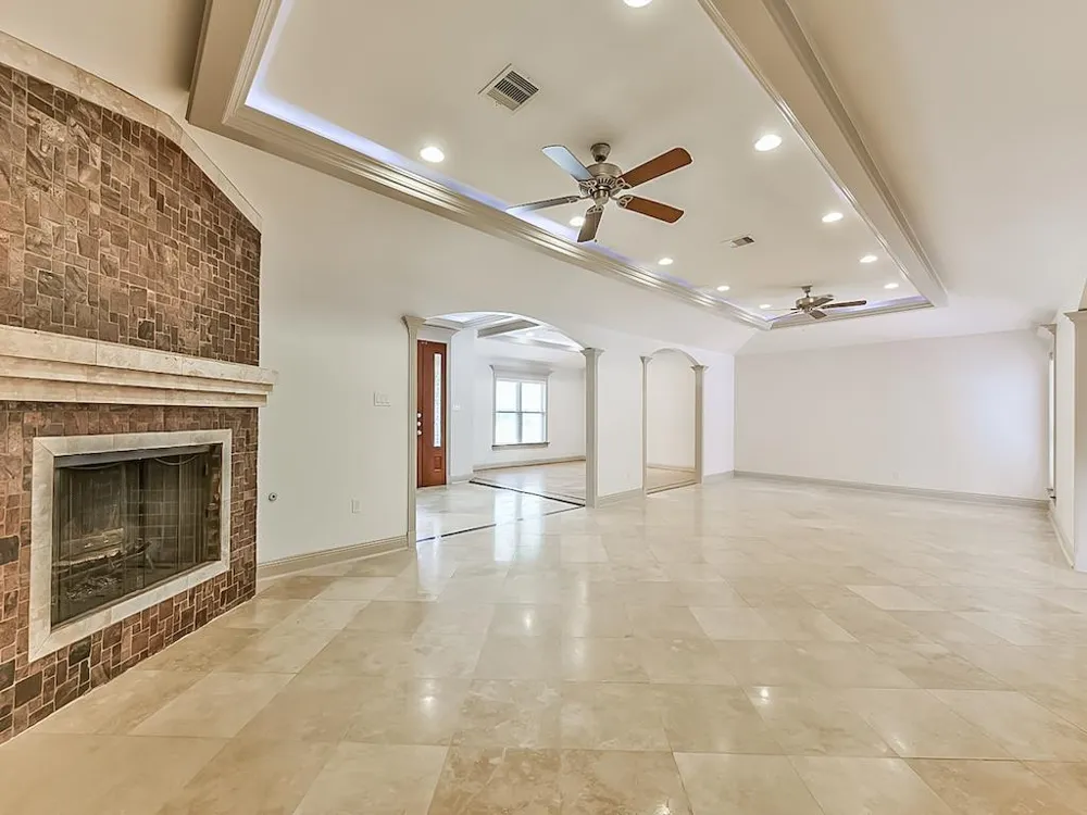 5238 Ariel Street Houston, TX 77096