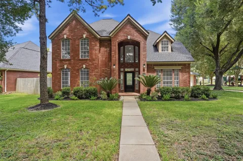 3319 Vista Lake Drive