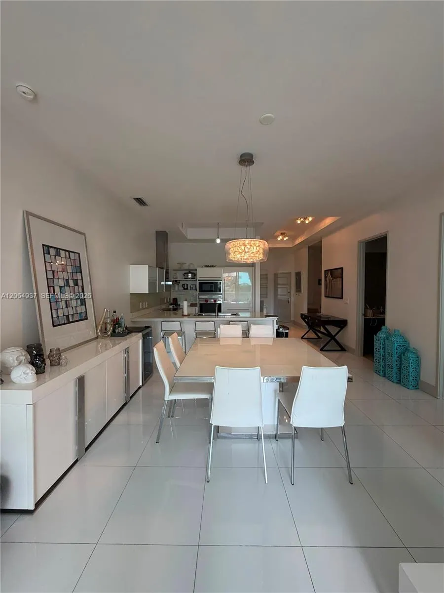 150 Sunny Isles Blvd #1-TH403 Sunny Isles Beach, FL 33160