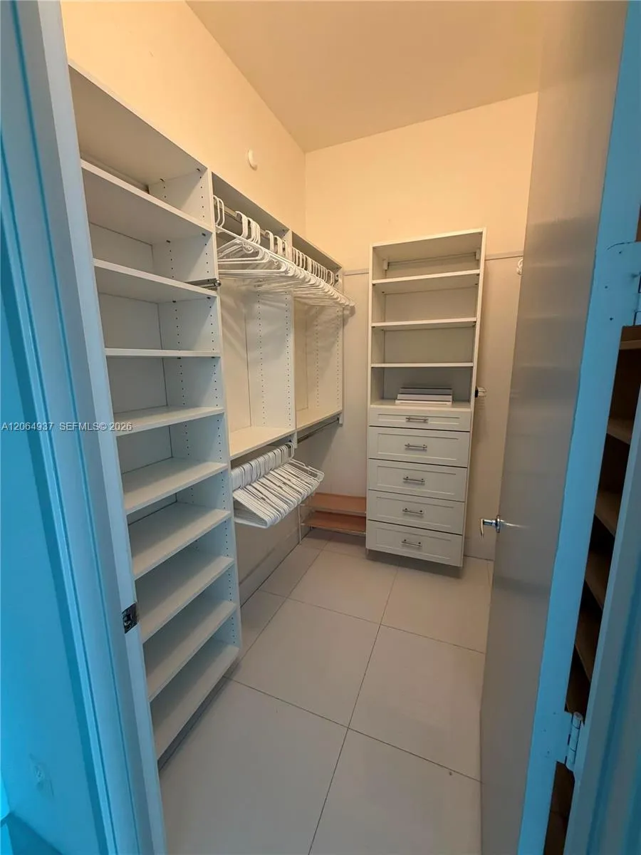 150 Sunny Isles Blvd #1-TH403 Sunny Isles Beach, FL 33160