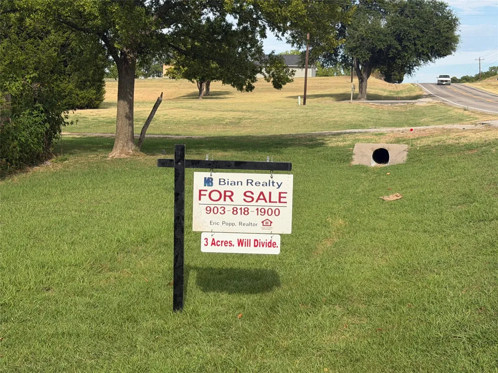 Fm 902 Howe, TX 75459