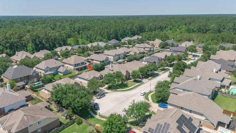 6105 Moody Pines Court Kingwood, TX 77345