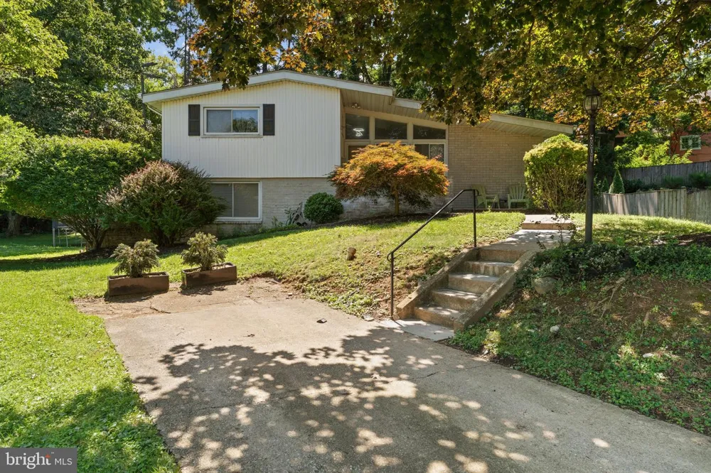 5801 STUART AVENUE Baltimore, MD 21215