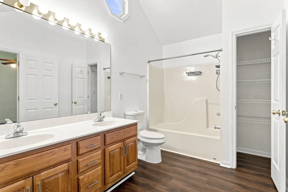 5819 Riley Rd Ooltewah, TN 37363