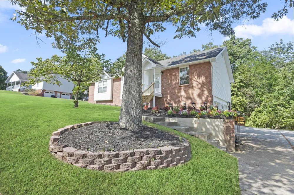 5819 Riley Rd Ooltewah, TN 37363