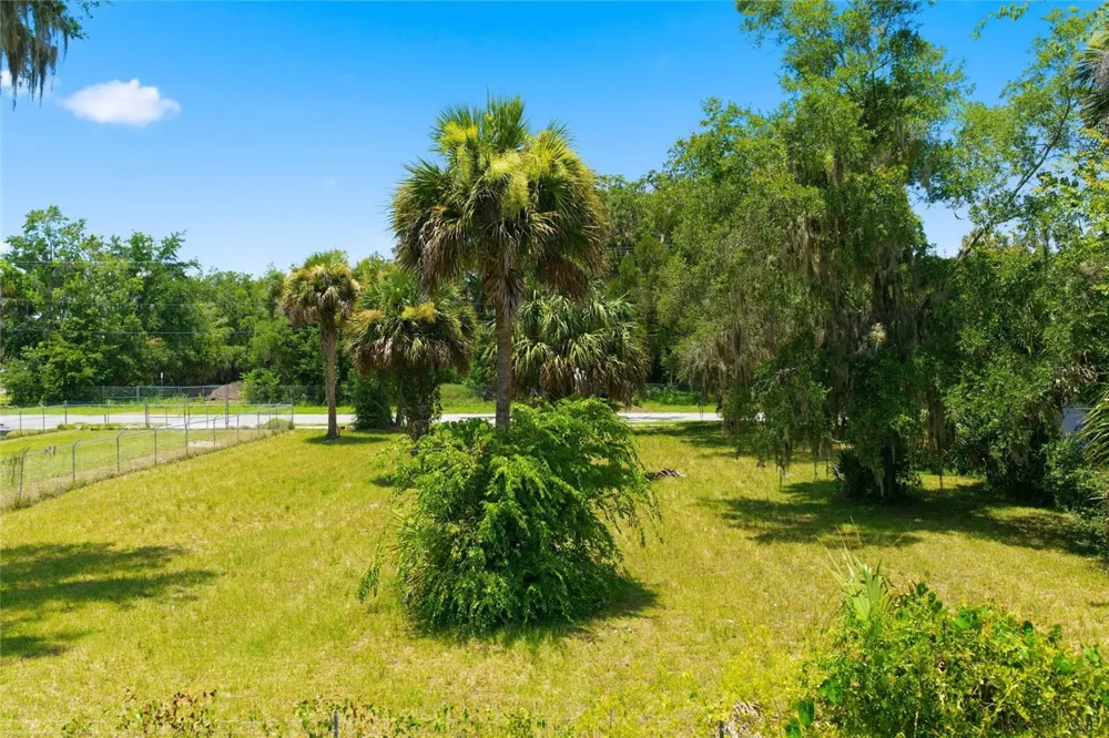 219 S 10TH STREET Palatka, FL 32177