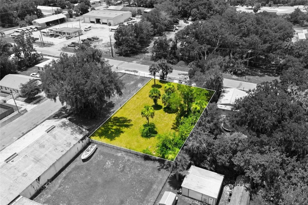 219 S 10TH STREET Palatka, FL 32177