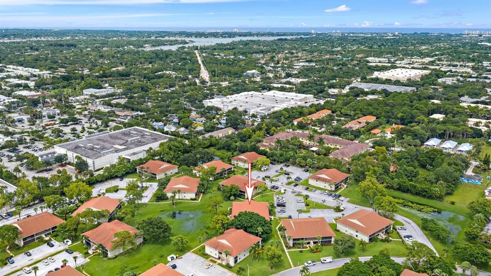 6519 Chasewood Drive #C Jupiter, FL 33458