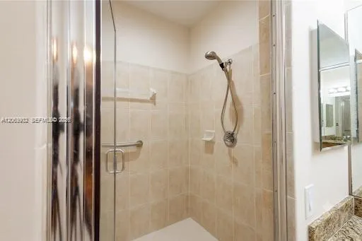 2703 Center Ct Dr #1-14 Weston, FL 33332