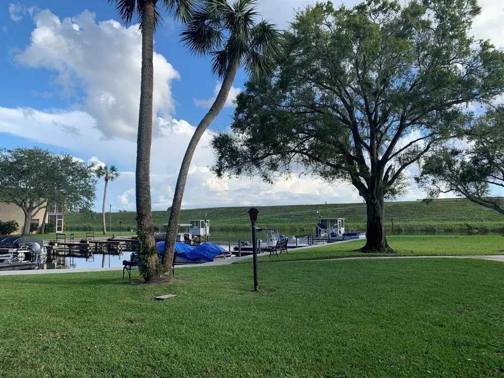 3124 US Highway 441 SE #J1 Okeechobee, FL 34974