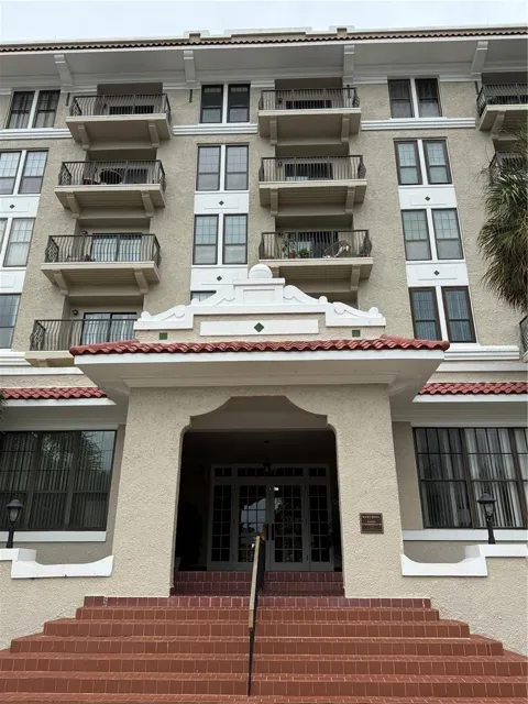 235 6TH STREET NW #205