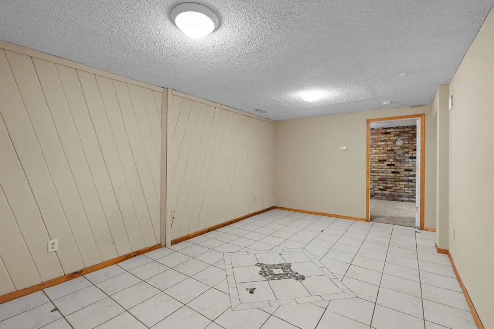 16249 Xenia Street NW Andover, MN 55304